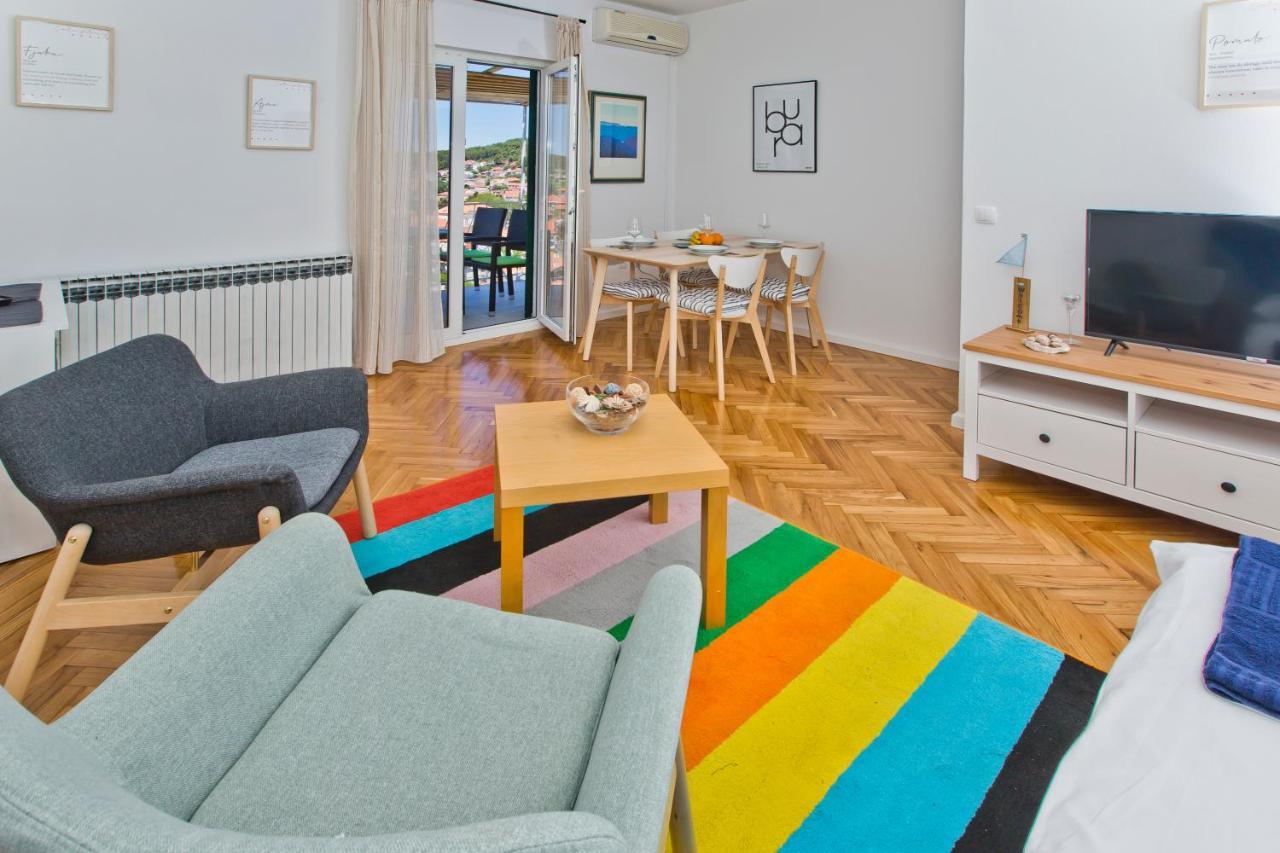 Villa Tota Glamur Йелса Екстериор снимка