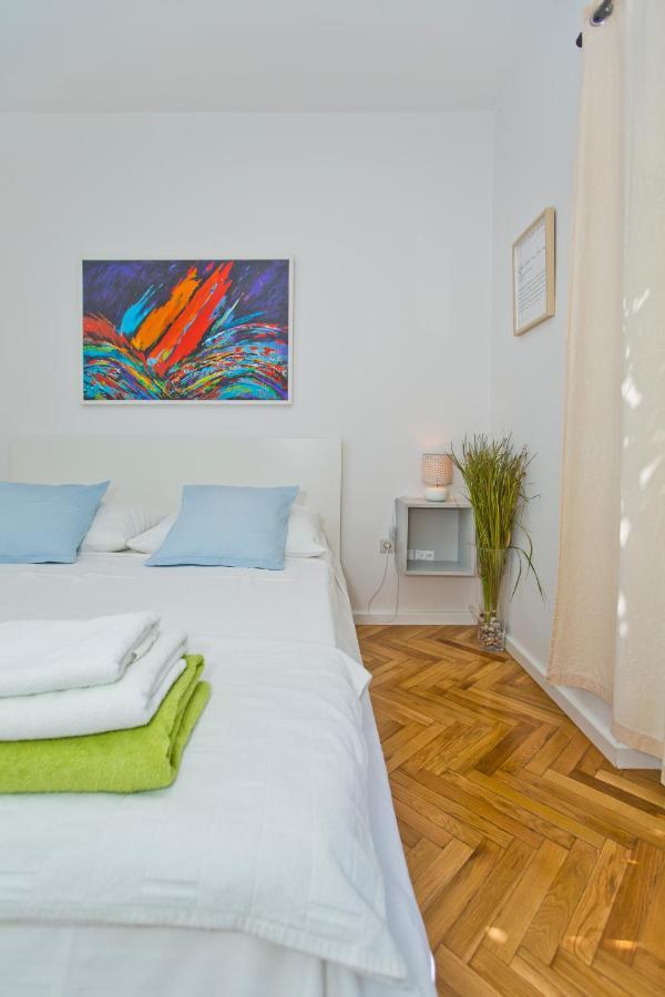 Villa Tota Glamur Йелса Екстериор снимка