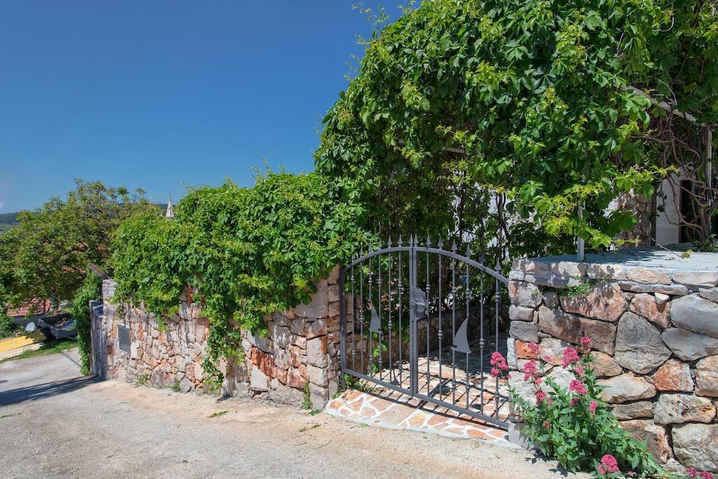 Villa Tota Glamur Йелса Екстериор снимка
