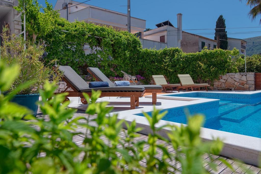 Villa Tota Glamur Йелса Стая снимка