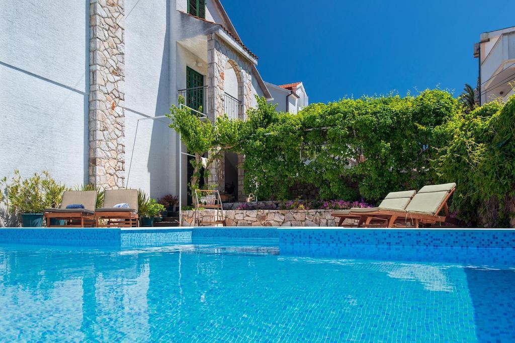 Villa Tota Glamur Йелса Екстериор снимка
